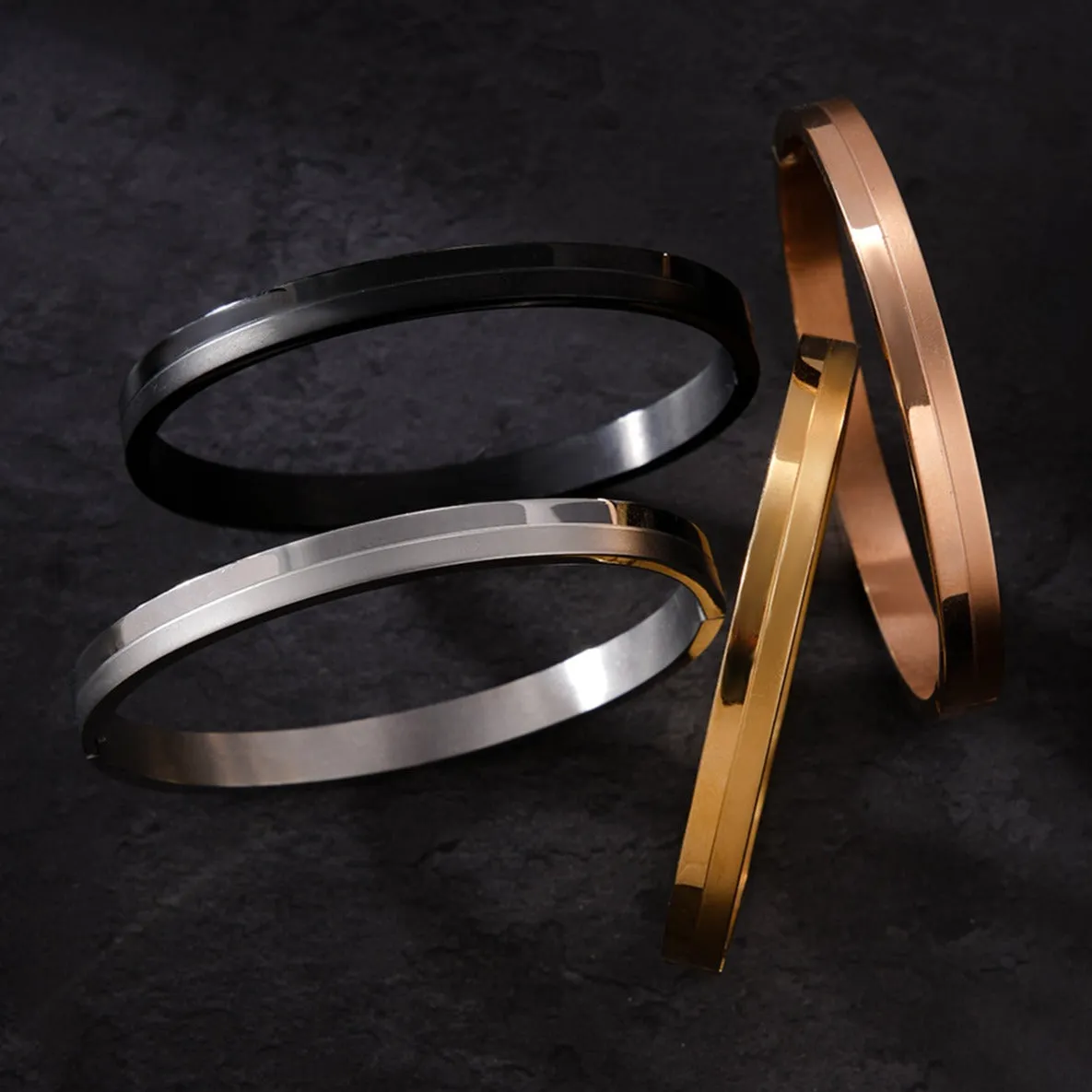 Benjomia Men's Kada