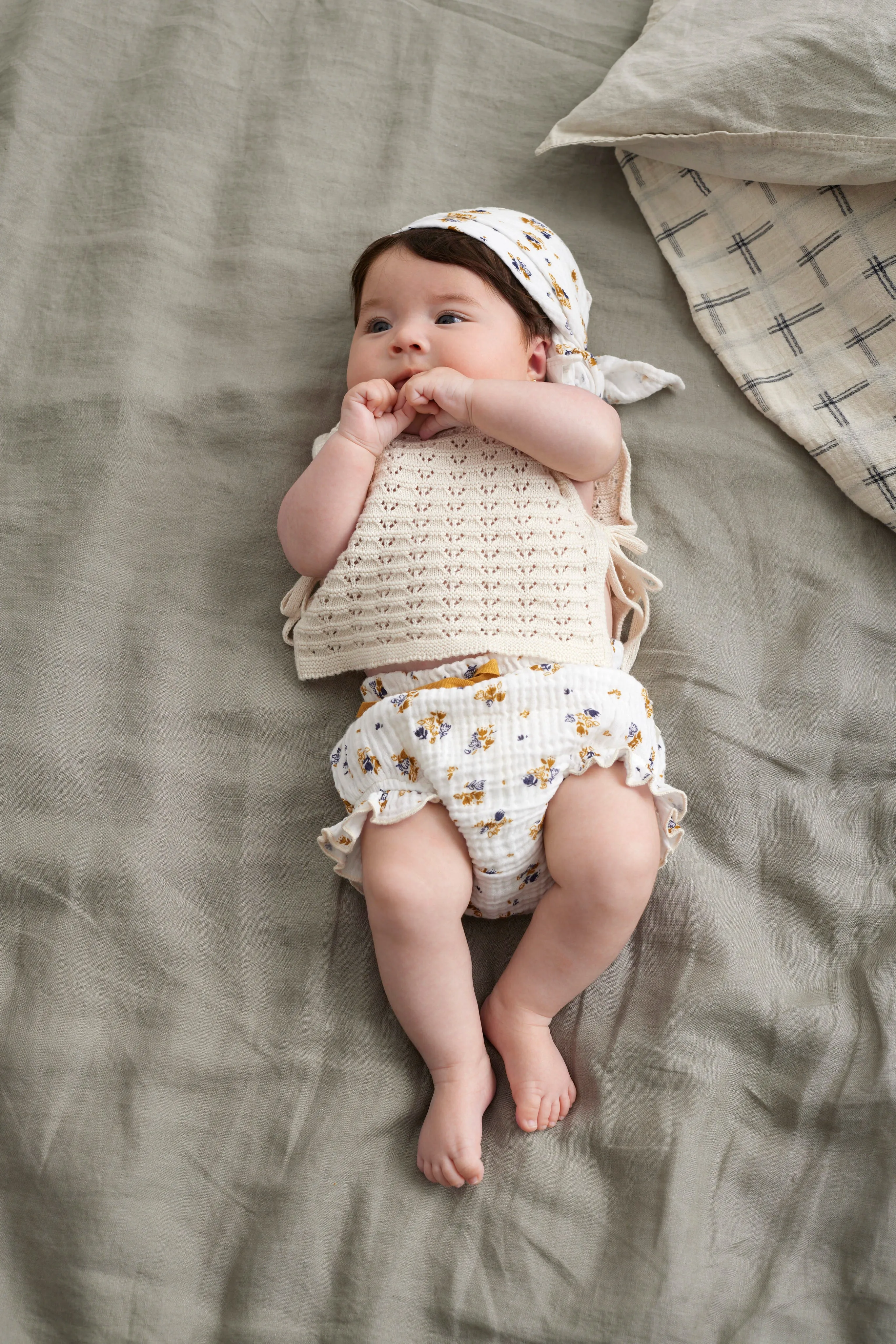 Pink bouquet gauze baby bloomers