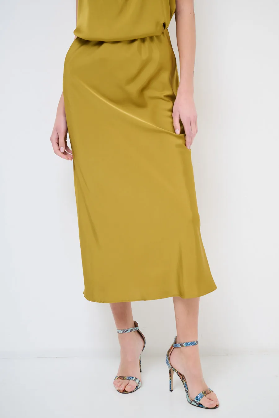Sleek midi slip skirt wholesale