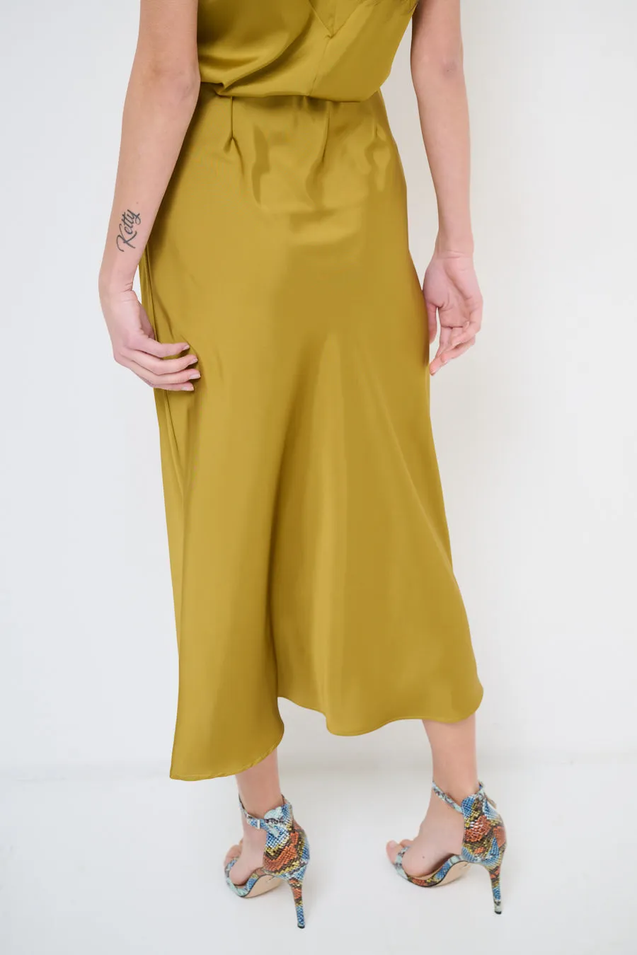 Sleek midi slip skirt wholesale
