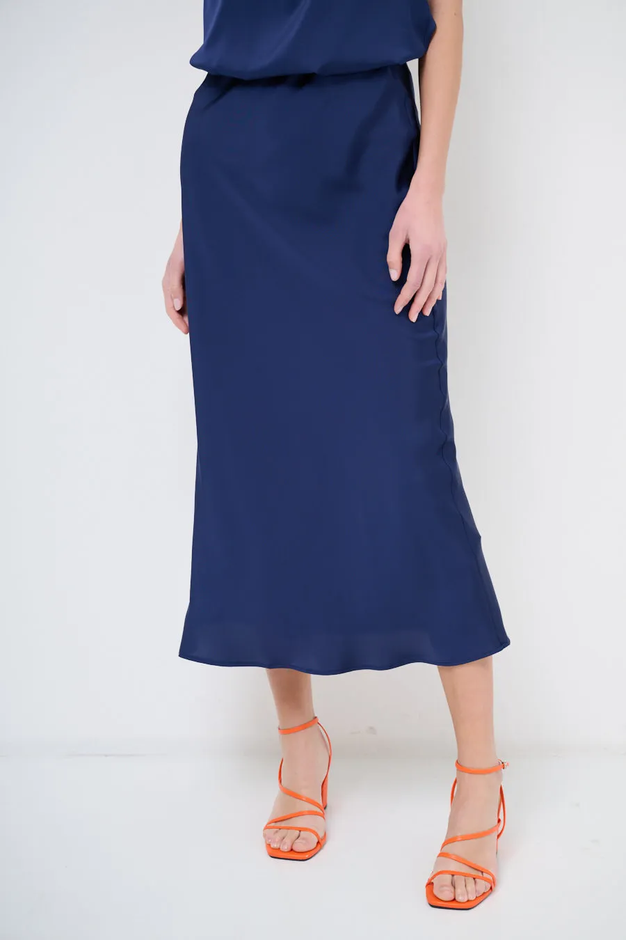 Sleek midi slip skirt wholesale